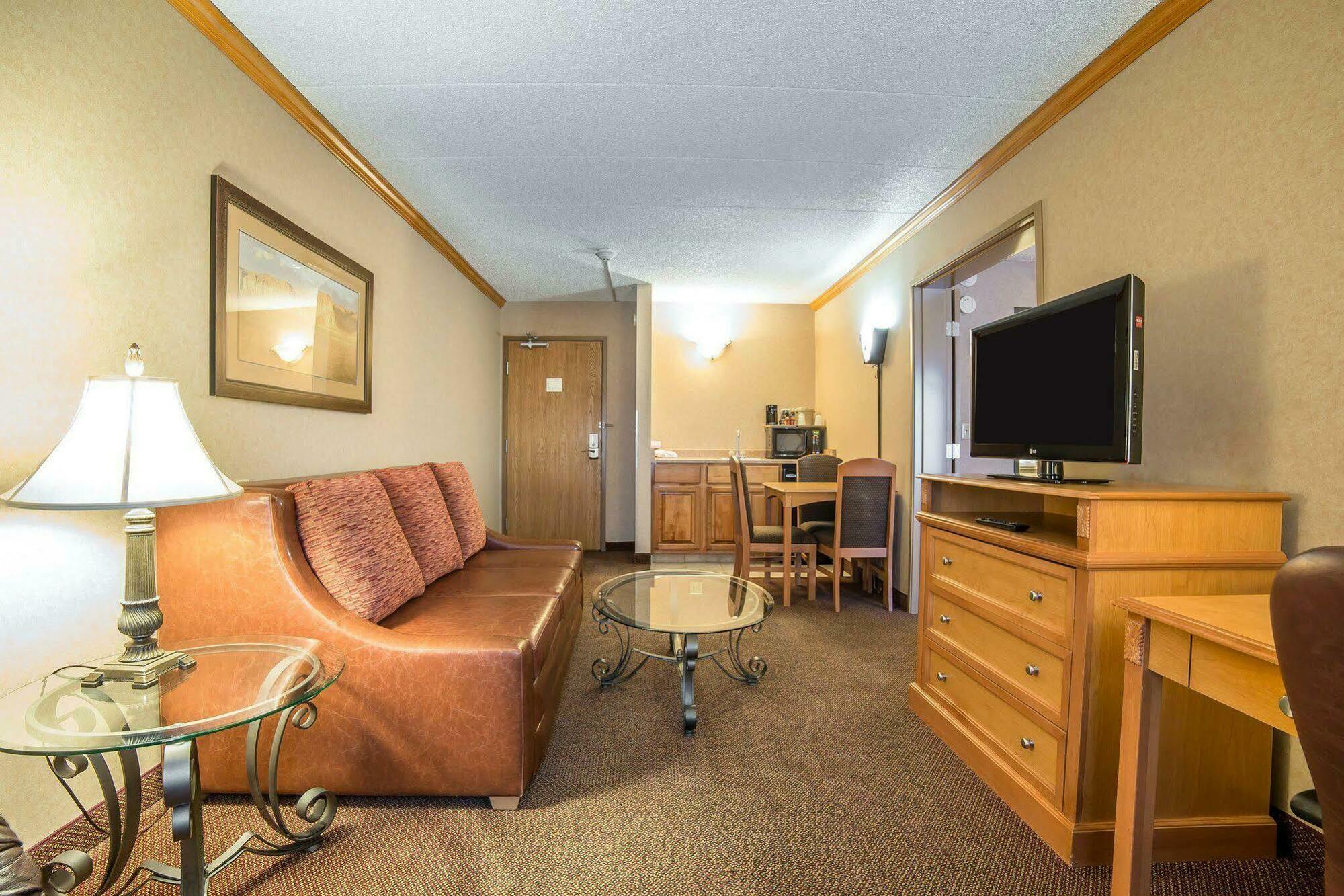 Quality Inn & Suites Casper Near Event Center Exterior foto